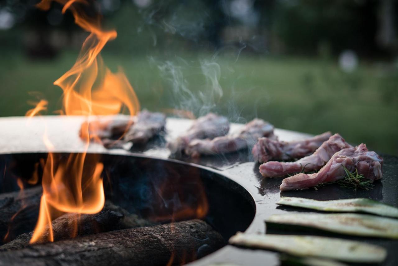 Glamping In Toscana, Luxury Tents In Agriturismo Biologico Sorano  Bagian luar foto