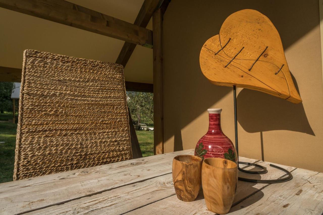 Glamping In Toscana, Luxury Tents In Agriturismo Biologico Sorano  Bagian luar foto