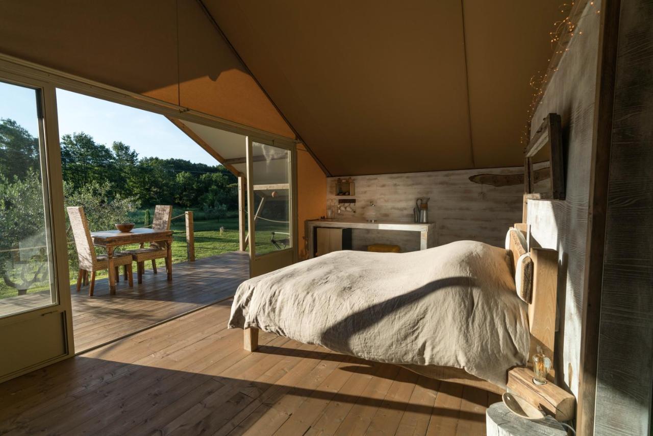 Glamping In Toscana, Luxury Tents In Agriturismo Biologico Sorano  Bagian luar foto