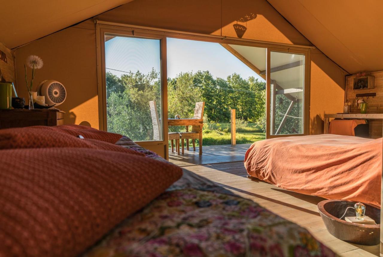 Glamping In Toscana, Luxury Tents In Agriturismo Biologico Sorano  Bagian luar foto