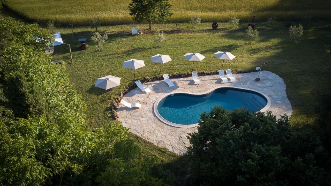 Glamping In Toscana, Luxury Tents In Agriturismo Biologico Sorano  Bagian luar foto