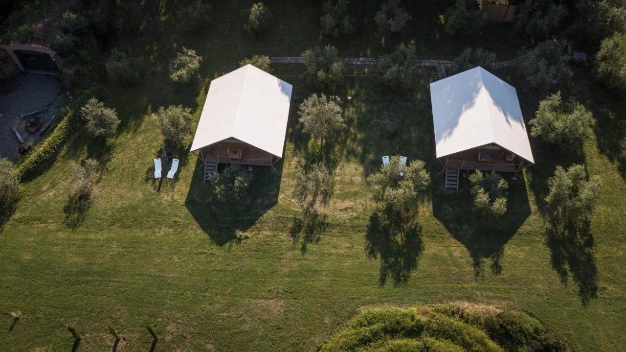 Glamping In Toscana, Luxury Tents In Agriturismo Biologico Sorano  Bagian luar foto